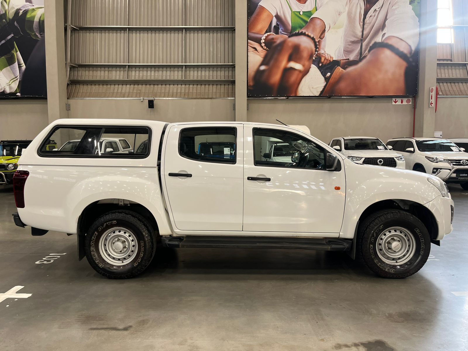 ISUZU D-MAX D-MAX 250 HO HI-RIDE D/C P/U