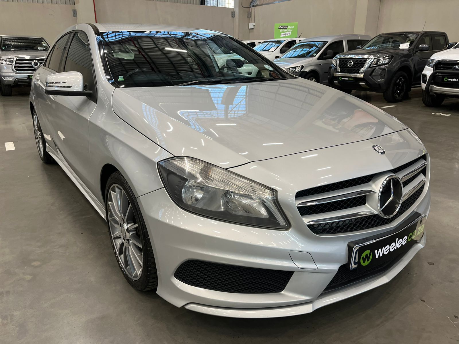 MERCEDES-BENZ A CLASS A 180 BE AMG SPORT A/T