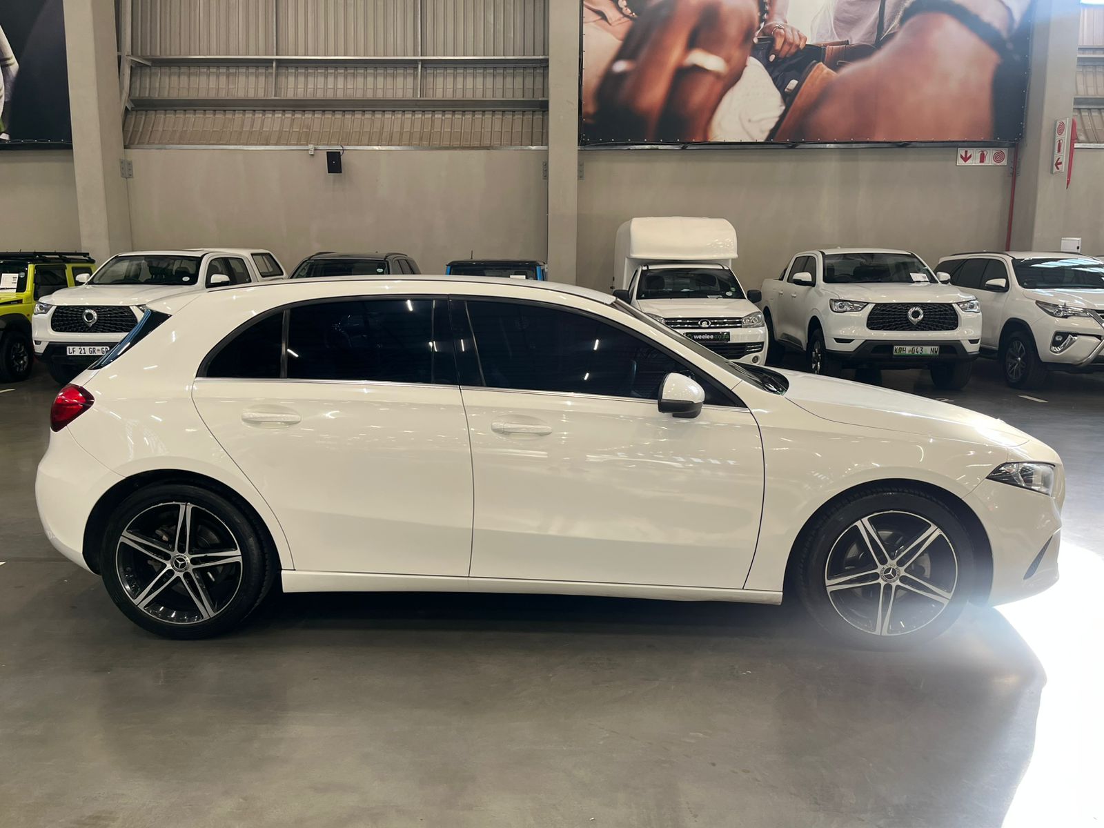 MERCEDES-BENZ A CLASS A 200 A/T