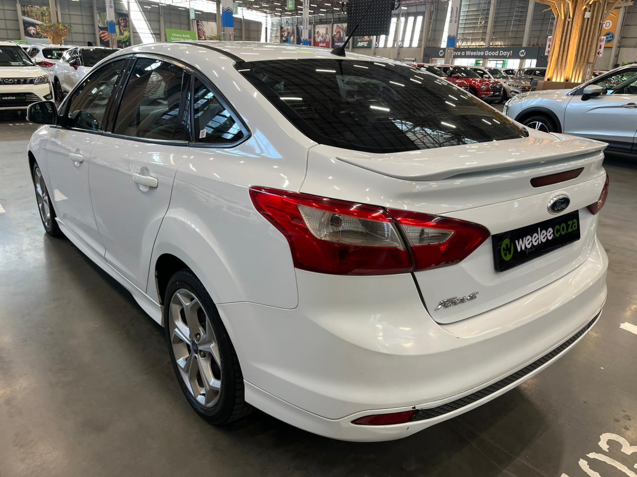FORD FOCUS FOCUS 2.0 GDi TREND