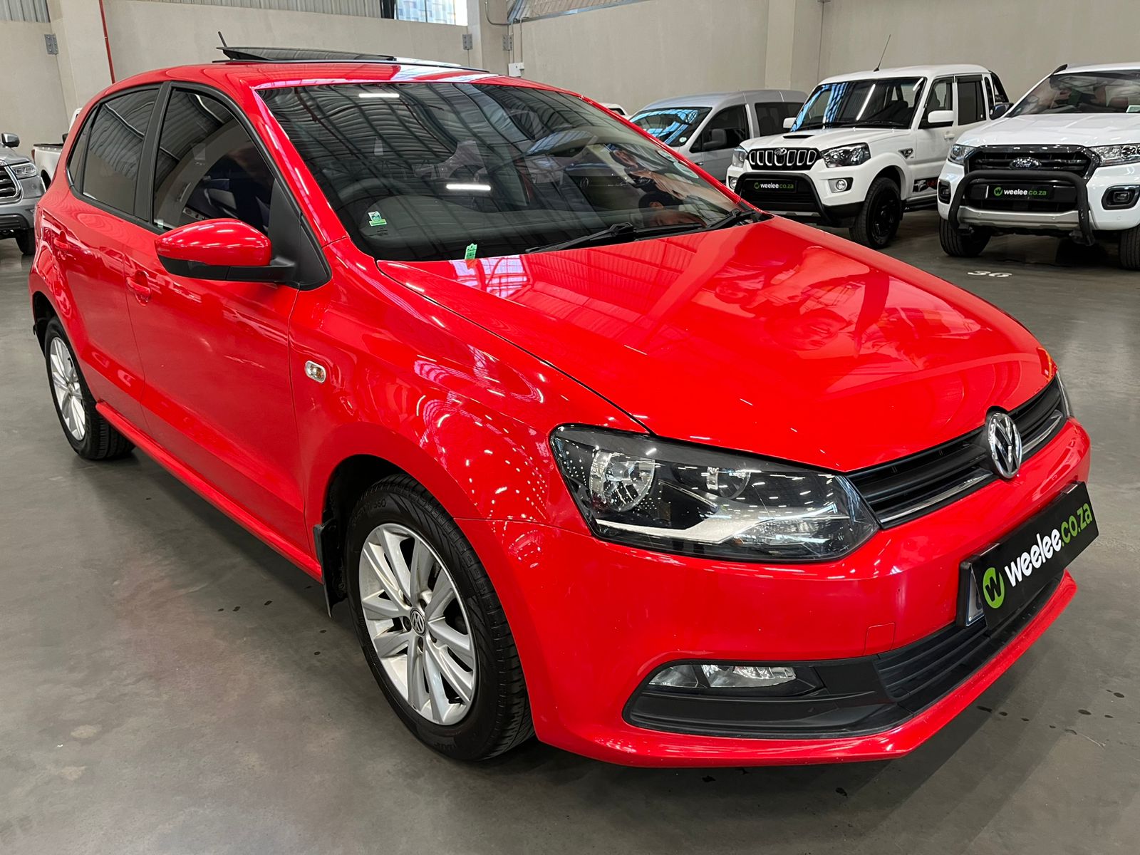 VOLKSWAGEN POLO VIVO POLO VIVO 1.4 COMFORTLINE (5DR)