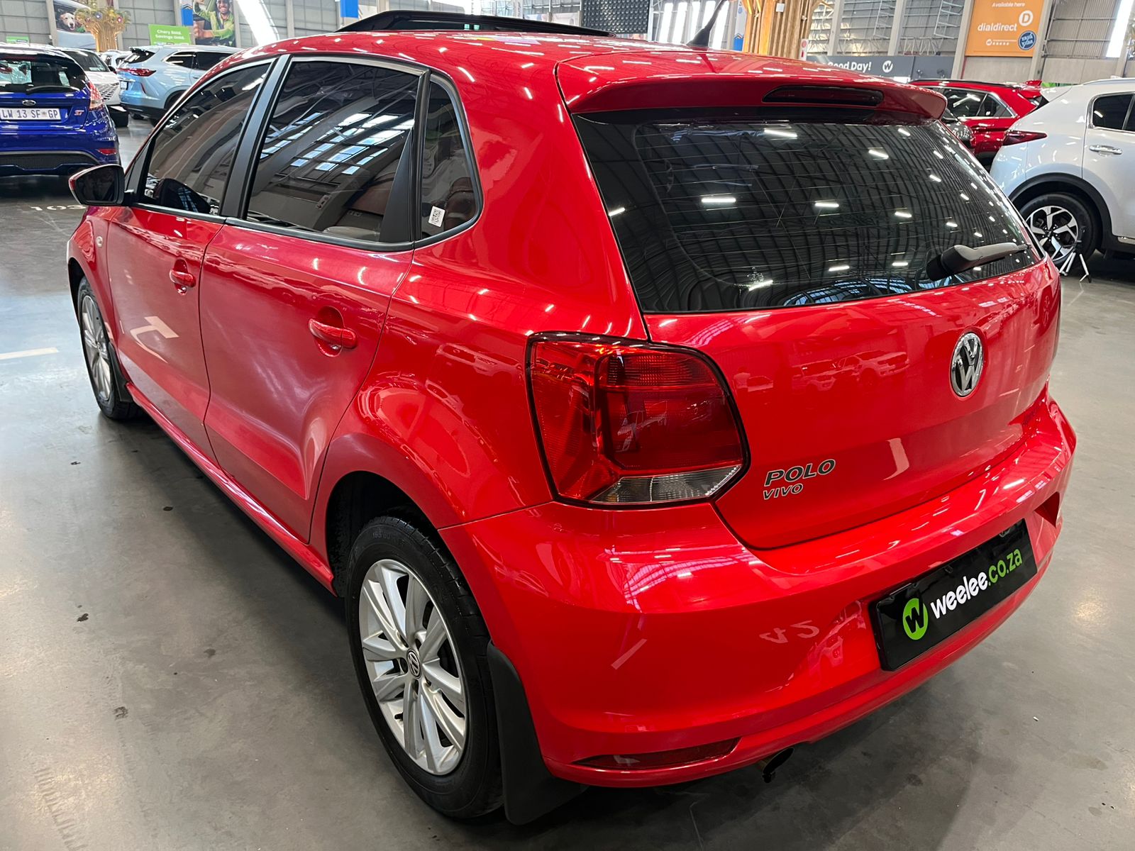 VOLKSWAGEN POLO VIVO POLO VIVO 1.4 COMFORTLINE (5DR)