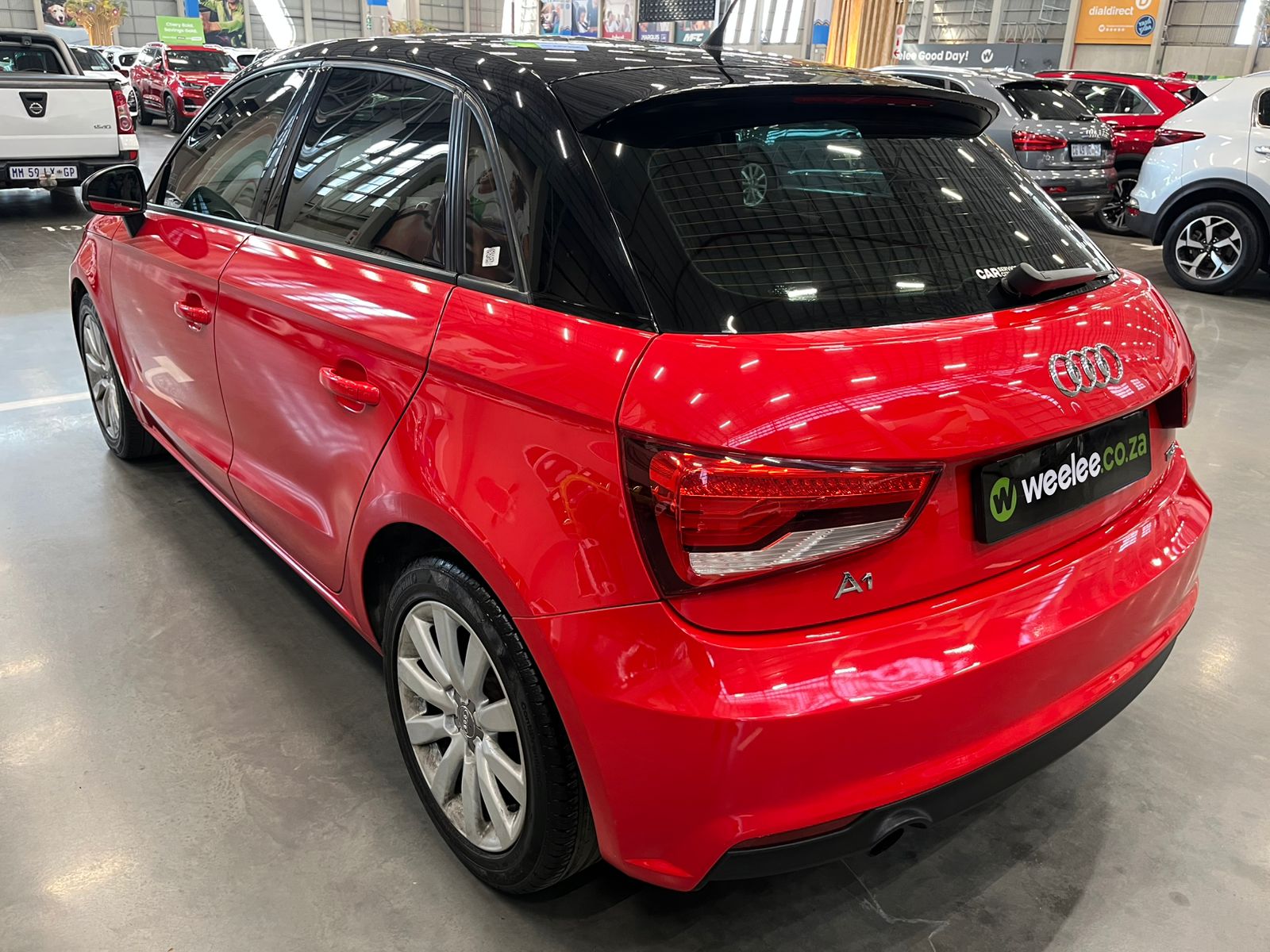 AUDI A1 A1 SPORTBACK 1.0T FSi S STRONIC (25 TFSi)