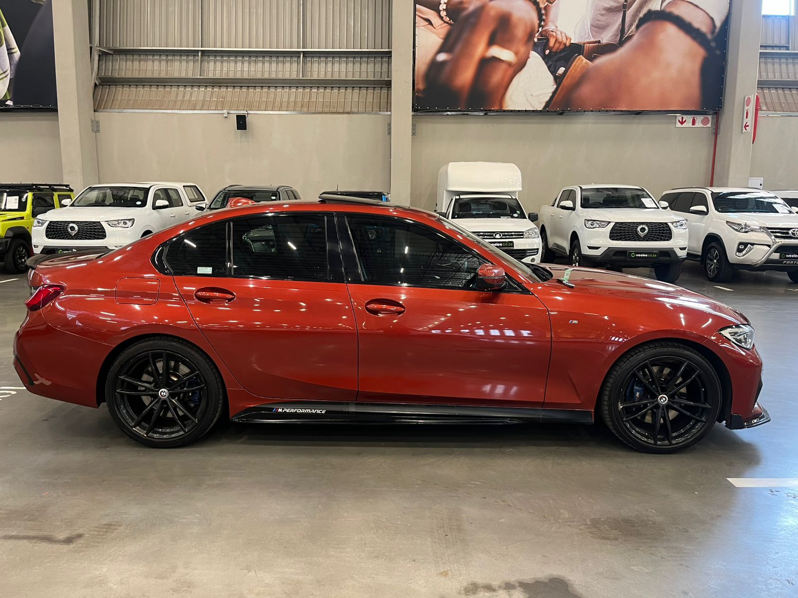 BMW 3 SERIES (G20) 330i M SPORT LAUNCH EDITION A/T (G20)
