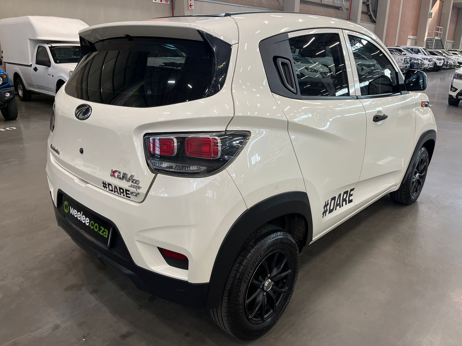 MAHINDRA KUV 100 KUV 100 1.2 K2+ #DARE