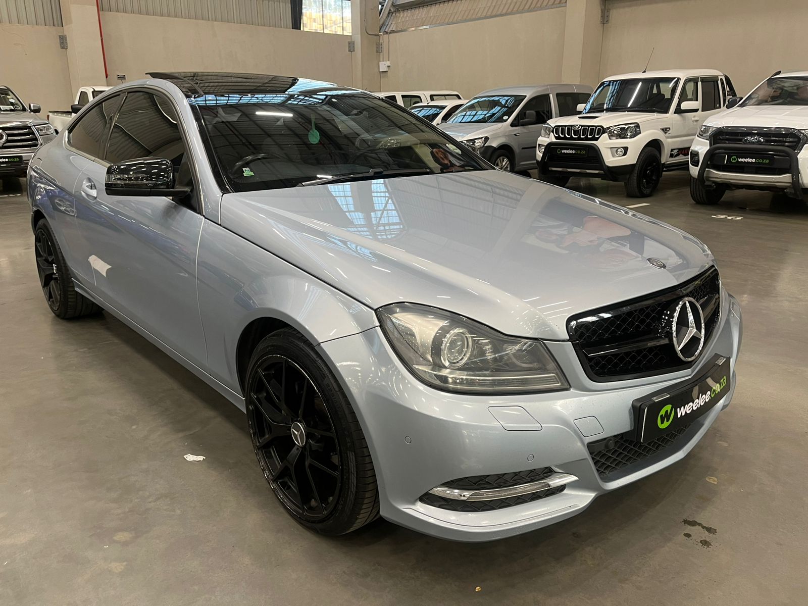 MERCEDES-BENZ C CLASS COUPE C250 BE COUPE A/T
