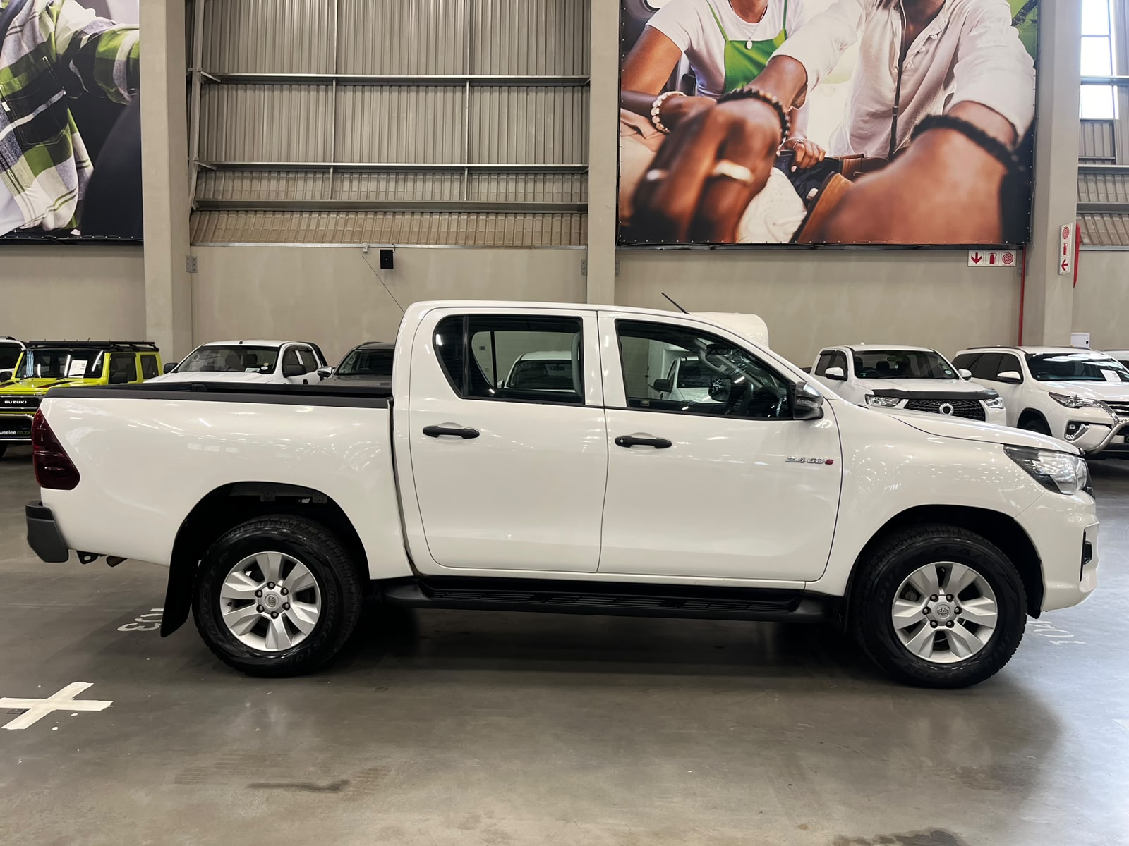 TOYOTA HILUX HILUX 2.4 GD-6 SRX 4X4 P/U D/C