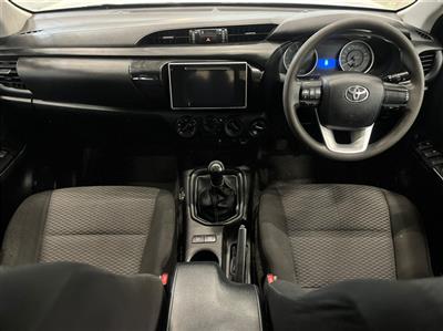 2019 TOYOTA HILUX 2.4 GD-6 SRX 4X4 P/U D/C