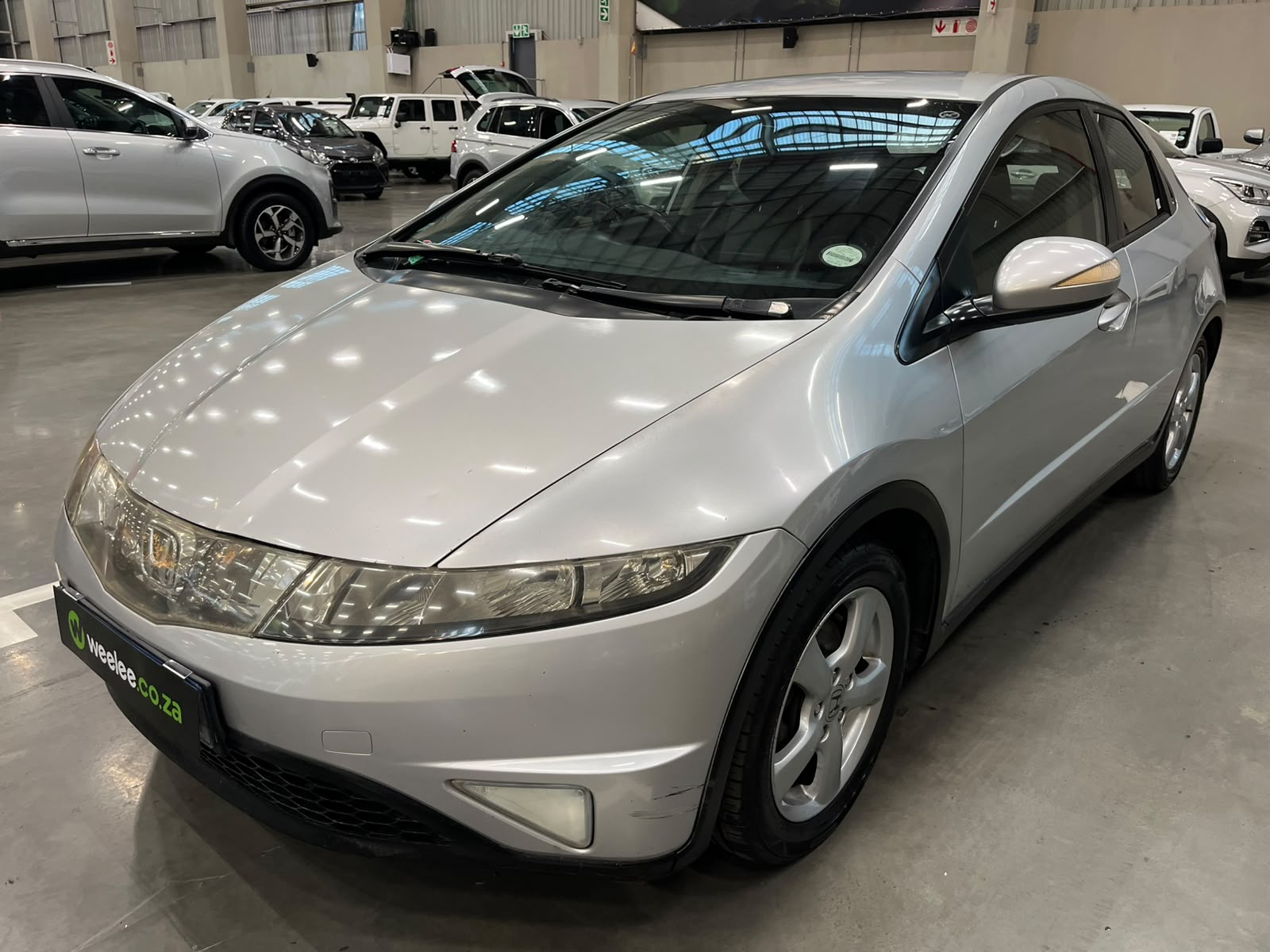 HONDA CIVIC CIVIC 1.8i-VTEC EXi 5dr