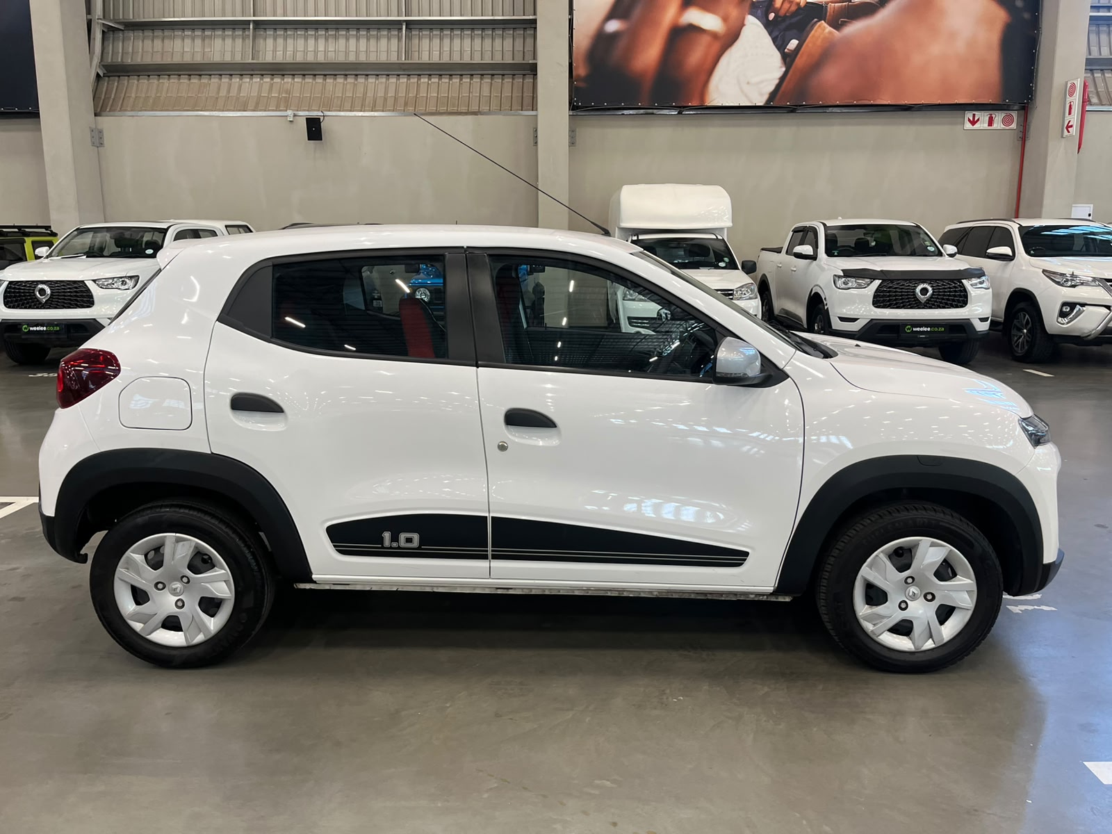 RENAULT KWID KWID 1.0 DYNAMIQUE / ZEN 5DR