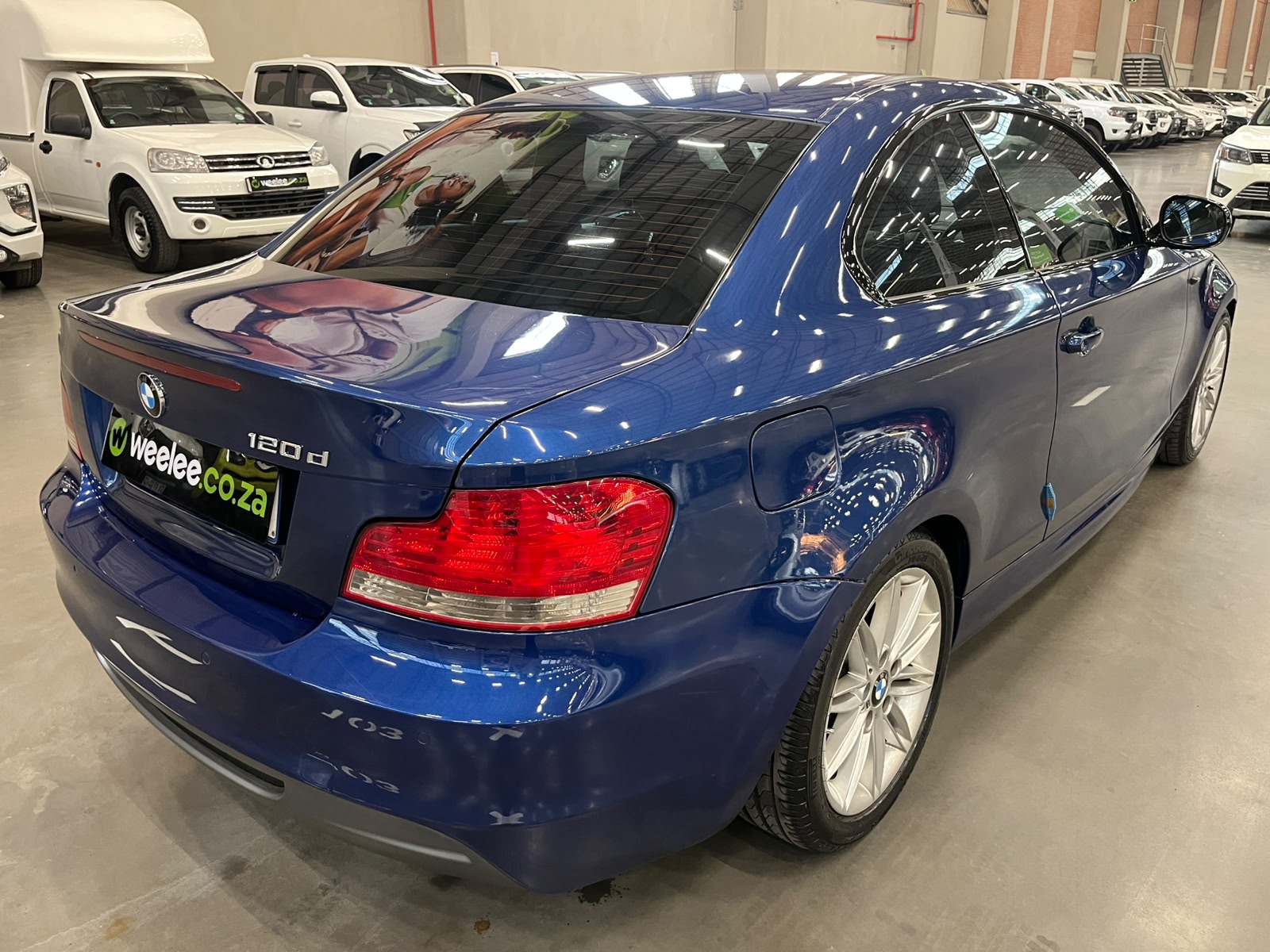 BMW 1 SERIES 120d COUPE A/T