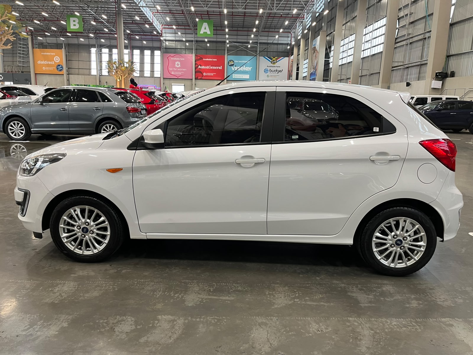 FORD FIGO FIGO 1.5Ti VCT TITANIUM (5DR)