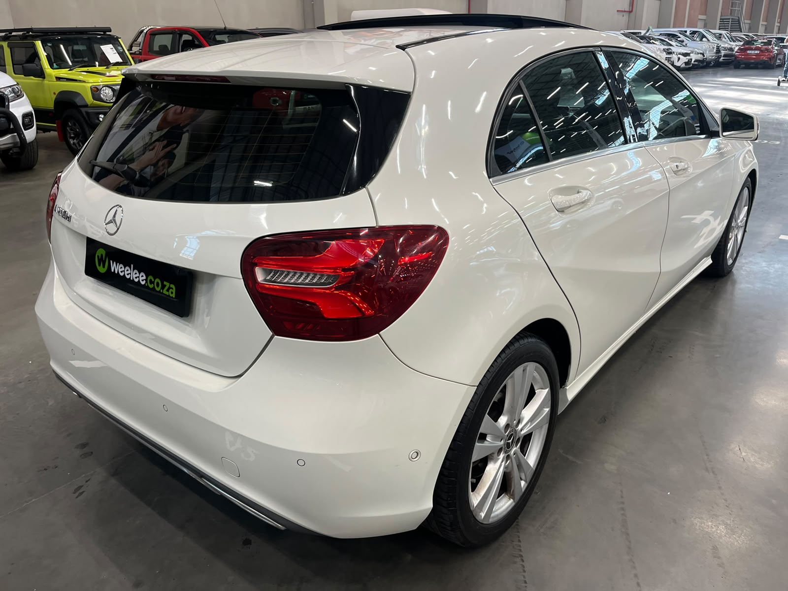 MERCEDES-BENZ A CLASS A 200d STYLE A/T