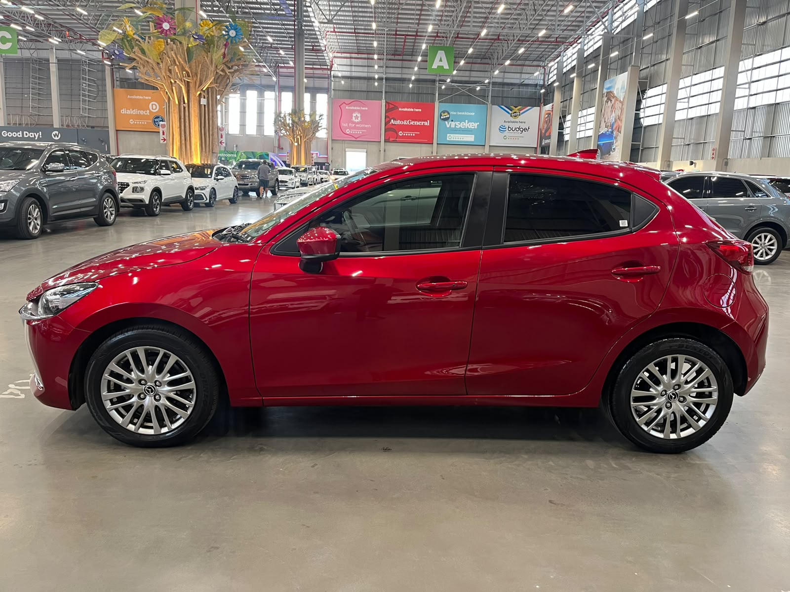 MAZDA MAZDA 2 MAZDA2 1.5 INDIVIDUAL A/T 5Dr