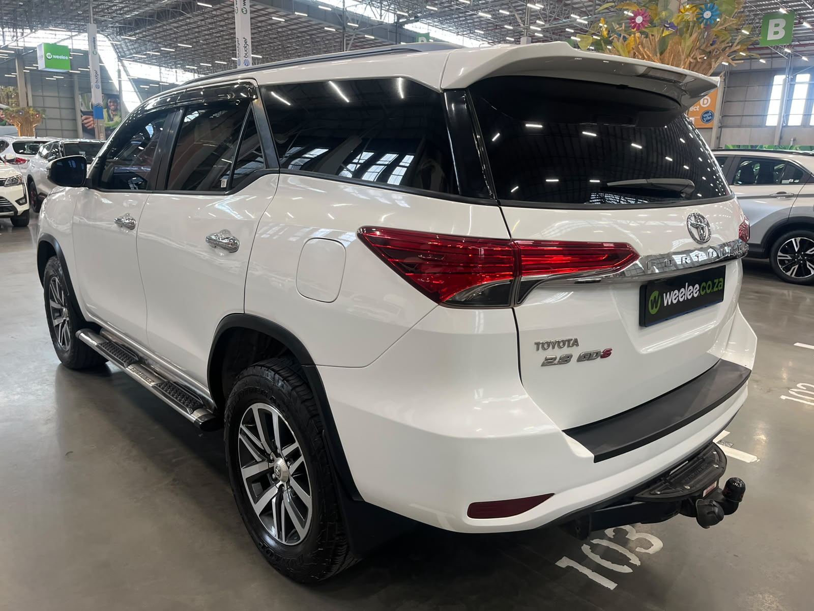 TOYOTA FORTUNER FORTUNER 2.8GD-6 R/B A/T