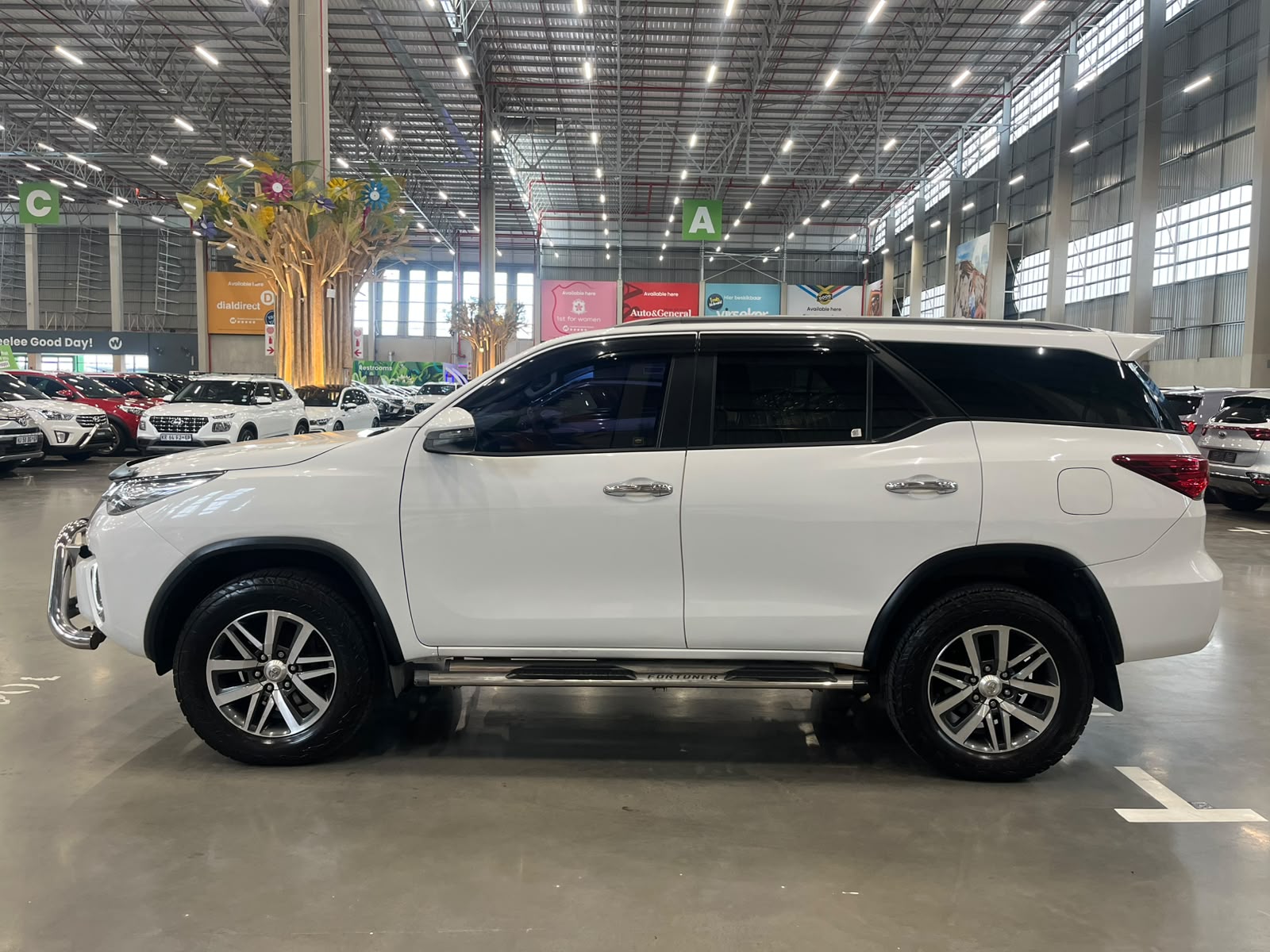 TOYOTA FORTUNER FORTUNER 2.8GD-6 R/B A/T
