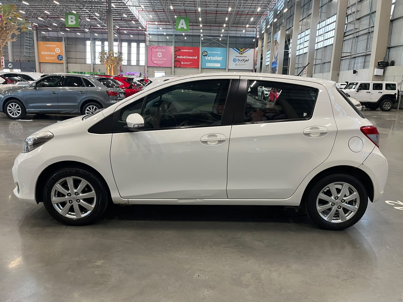 TOYOTA YARIS YARIS 1.3 Xi 5Dr