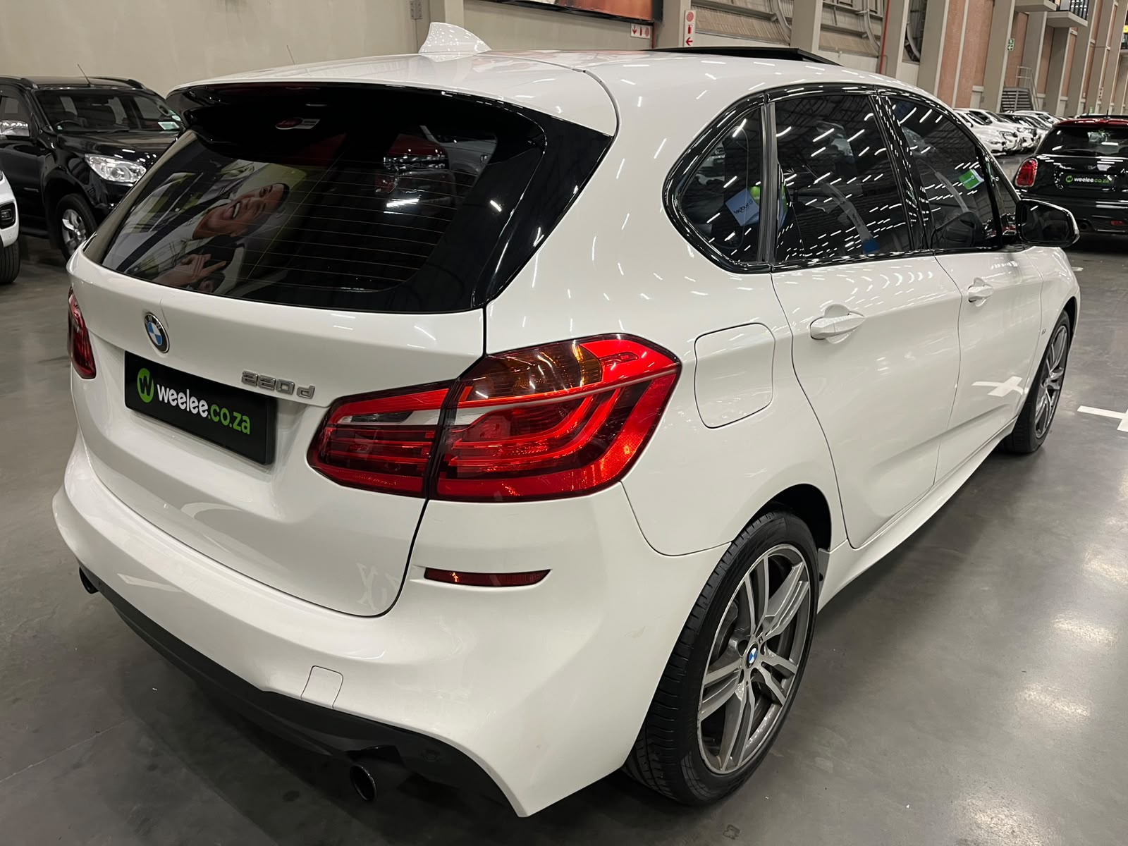BMW 2 SERIES ACTIVE TOUR 220d M SPORT ACTIVE TOURER A/T