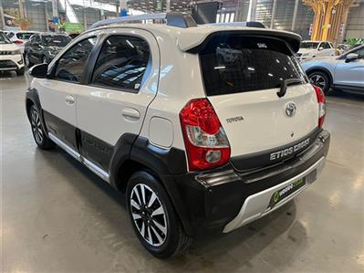 TOYOTA ETIOS ETIOS CROSS 1.5 Xs 5Dr