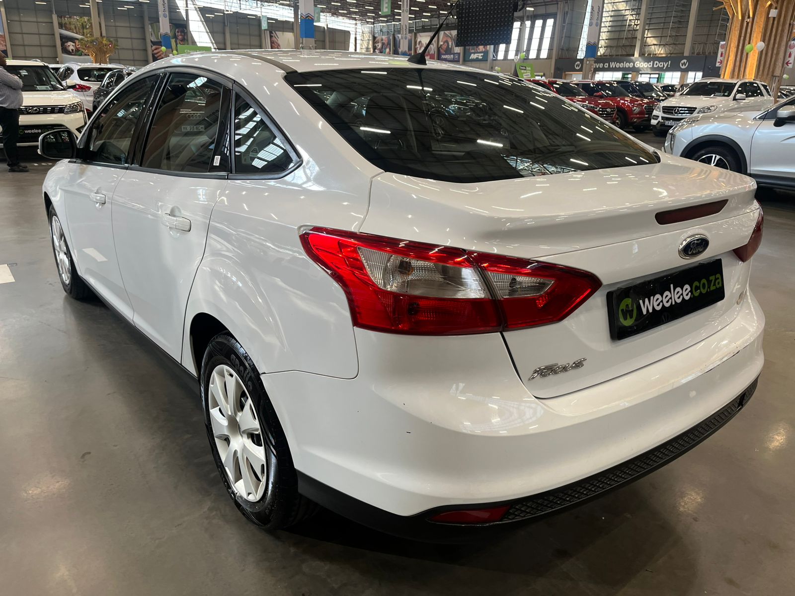 FORD FOCUS FOCUS 1.6 Ti VCT AMBIENTE