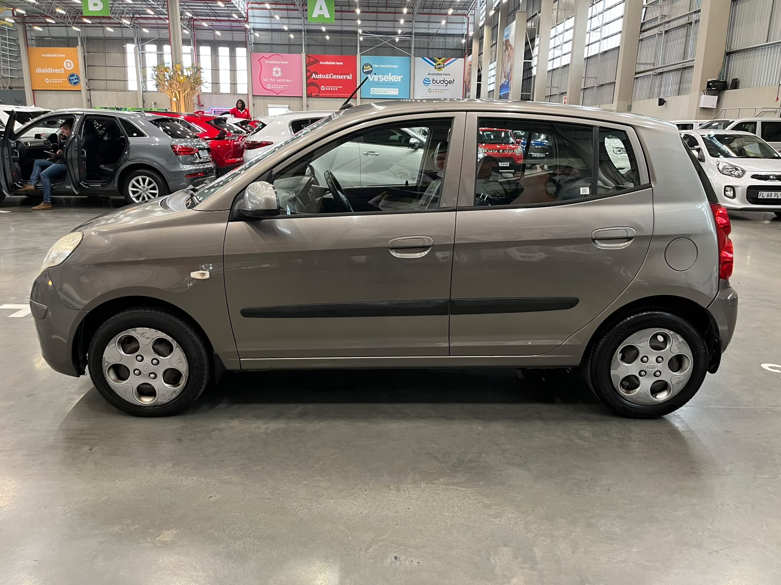KIA PICANTO PICANTO 1.1 STRIKER