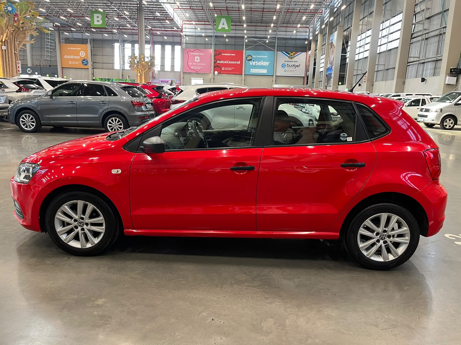 VOLKSWAGEN POLO VIVO POLO VIVO 1.4 TRENDLINE (5DR)