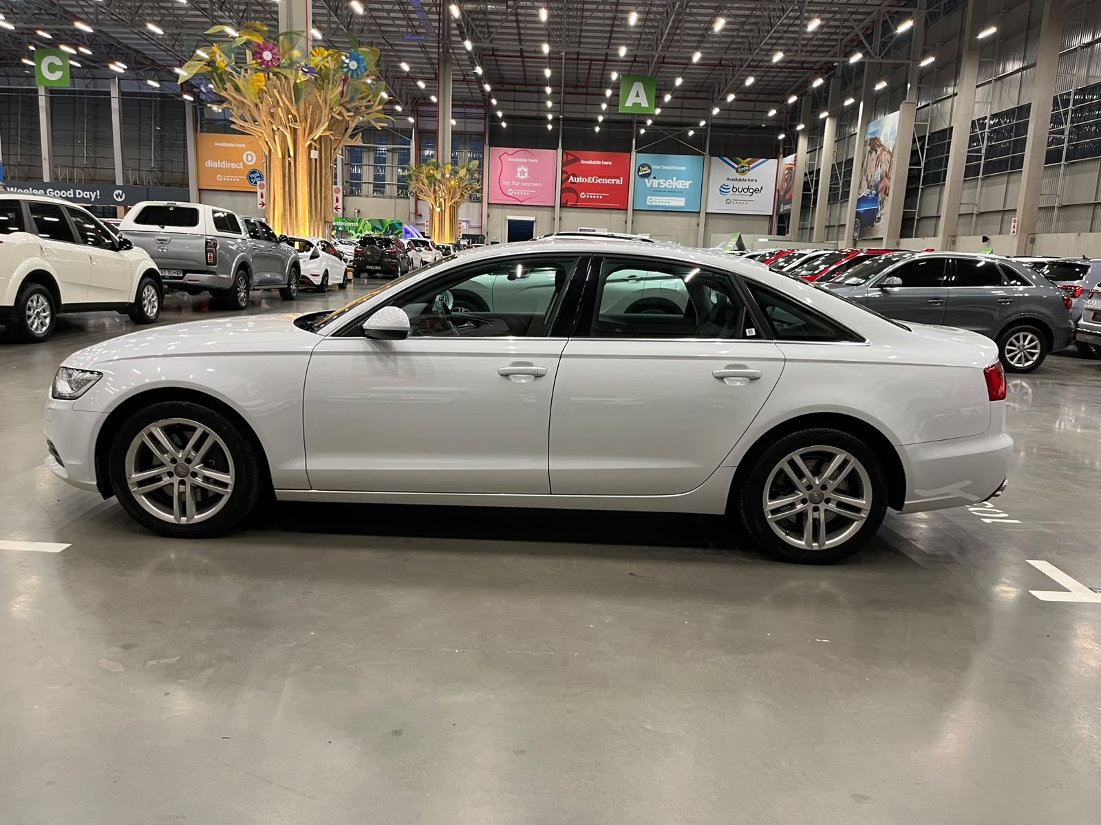 AUDI A6 A6 3.0 TDi  QUAT S TRONIC (180kW)