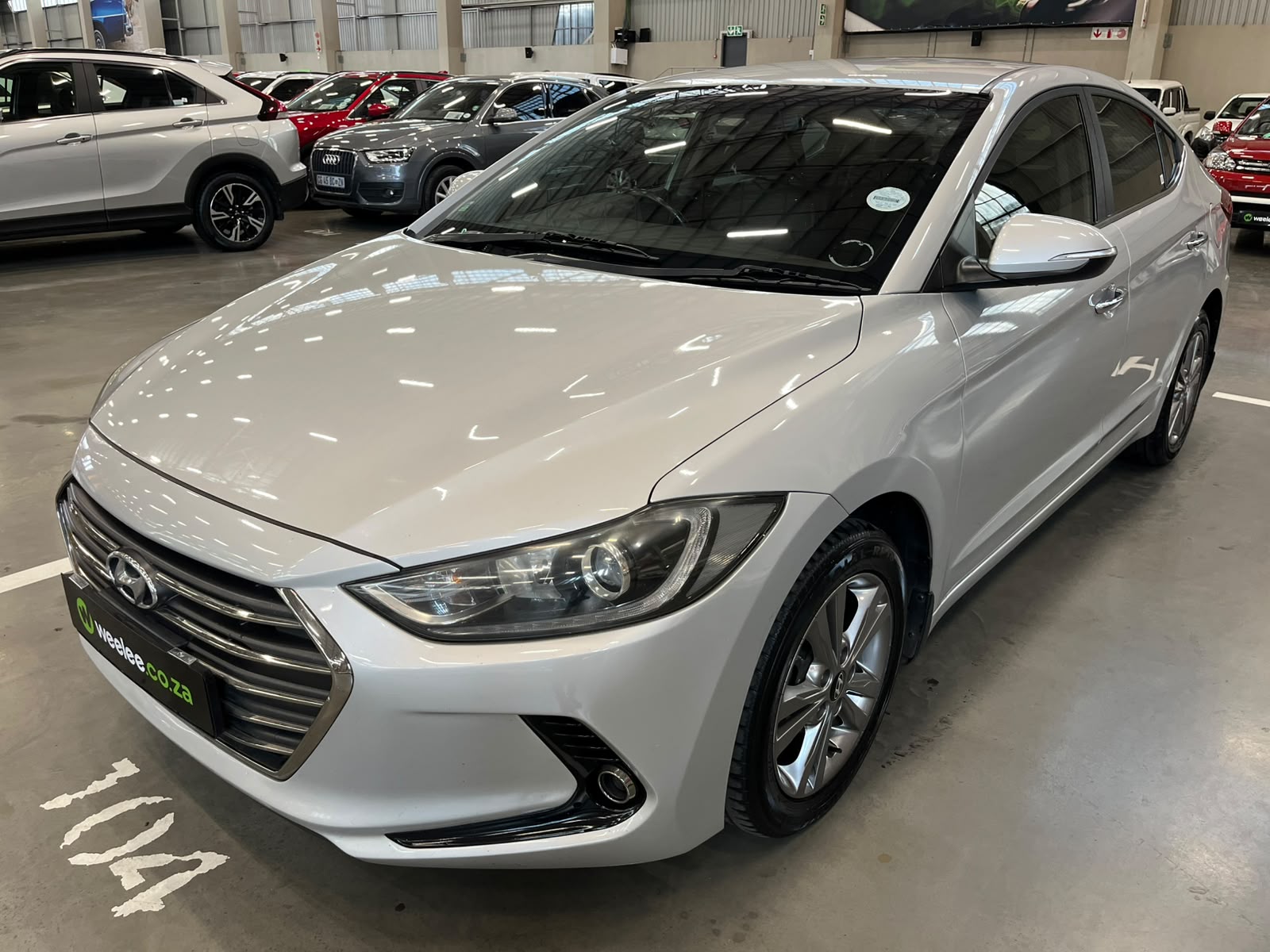 HYUNDAI ELANTRA ELANTRA 1.6 EXECUTIVE