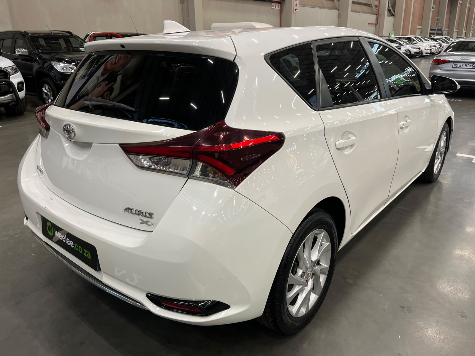 TOYOTA AURIS AURIS 1.6 XS