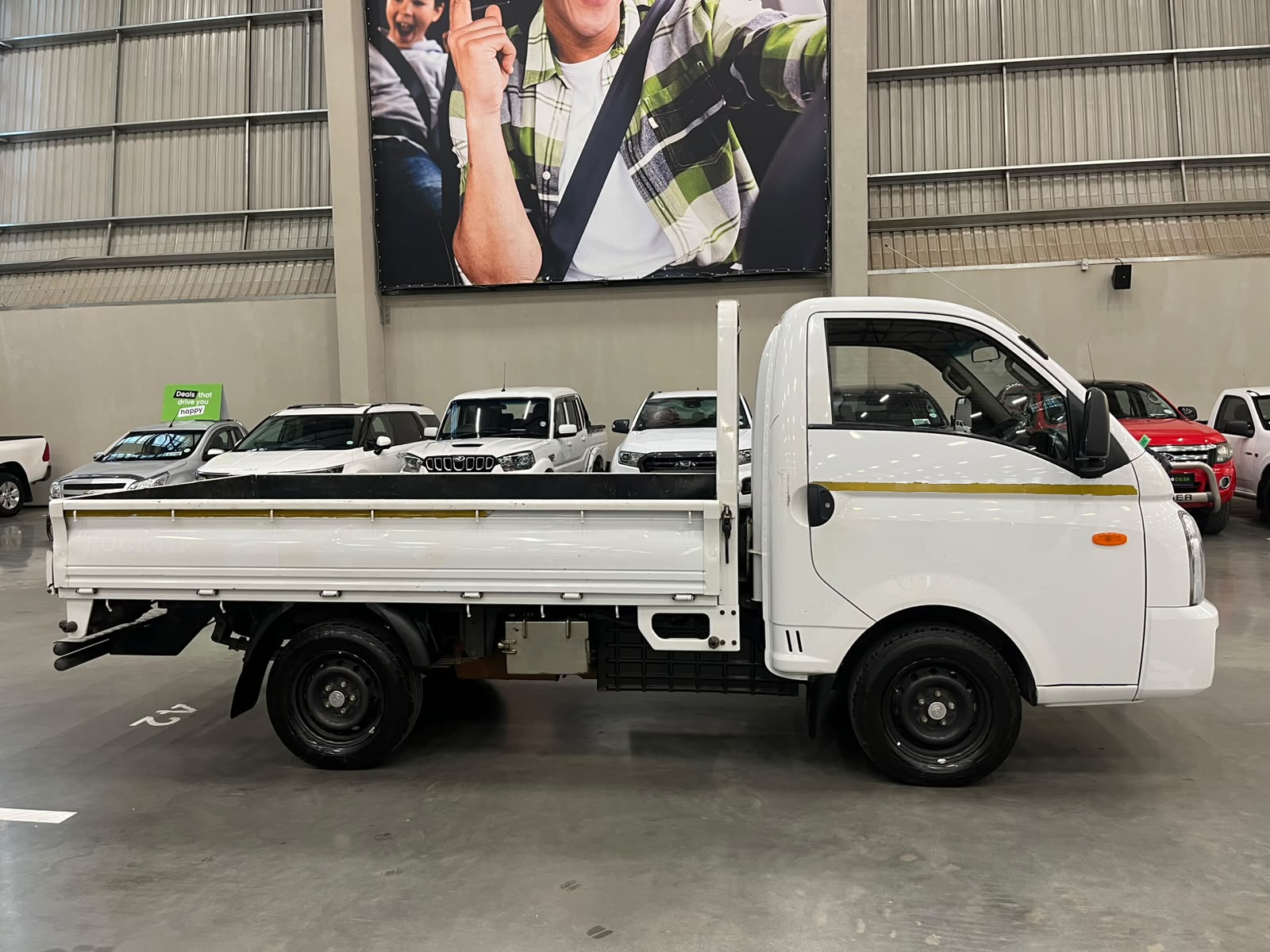 HYUNDAI H100 / BAKKIE H100 2.6D A/C F/C D/S