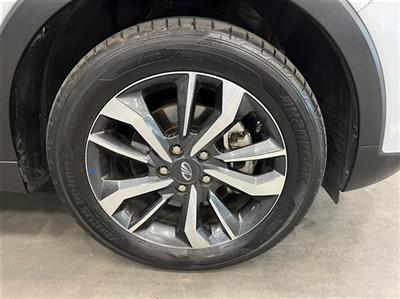 2019 MAHINDRA XUV300 1.2T (W8)