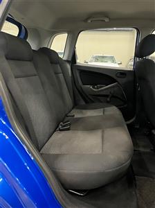 2015 FORD FIGO 1.4 AMBIENTE