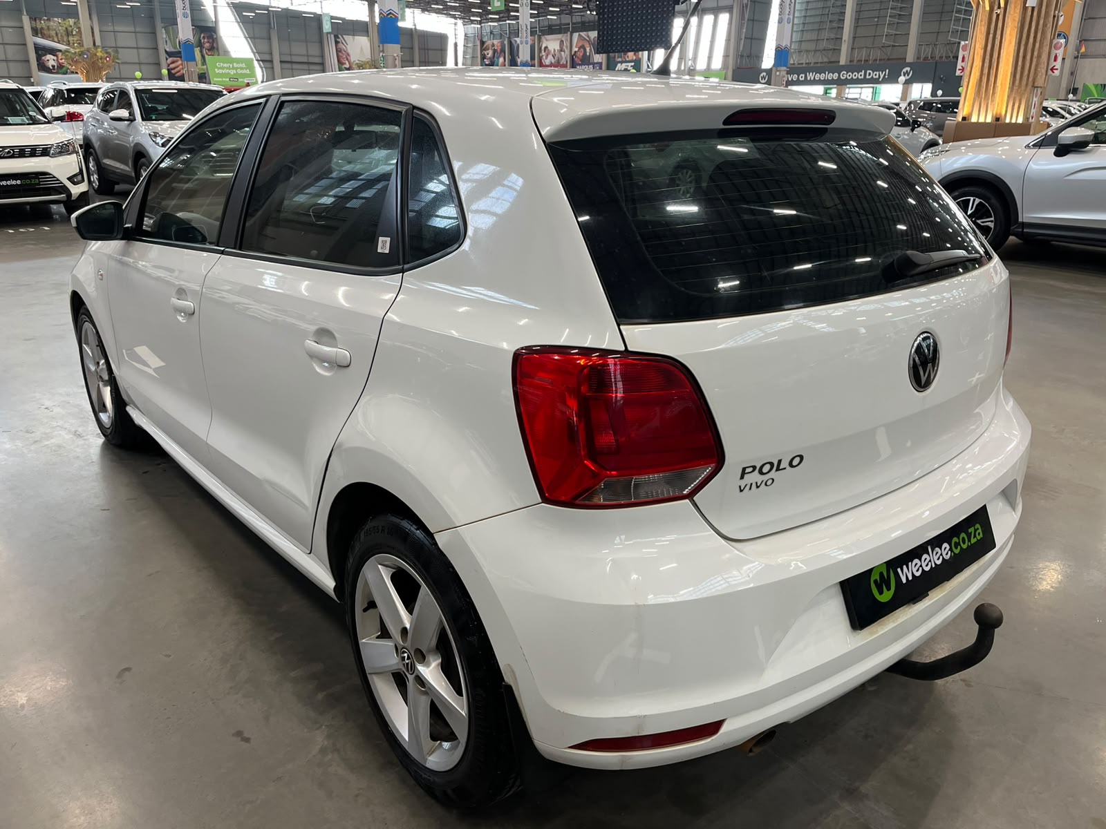 VOLKSWAGEN POLO VIVO POLO VIVO 1.6 HIGHLINE (5DR)