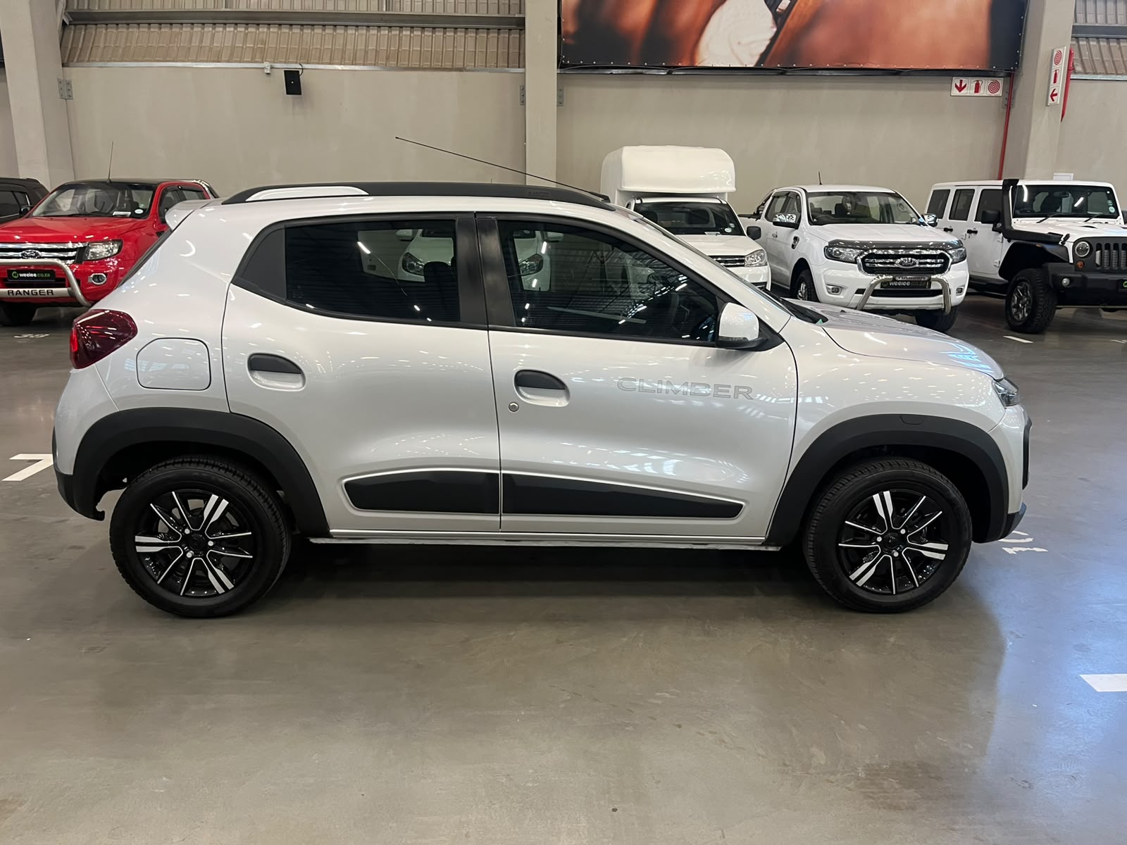 RENAULT KWID KWID 1.0 CLIMBER 5DR AMT