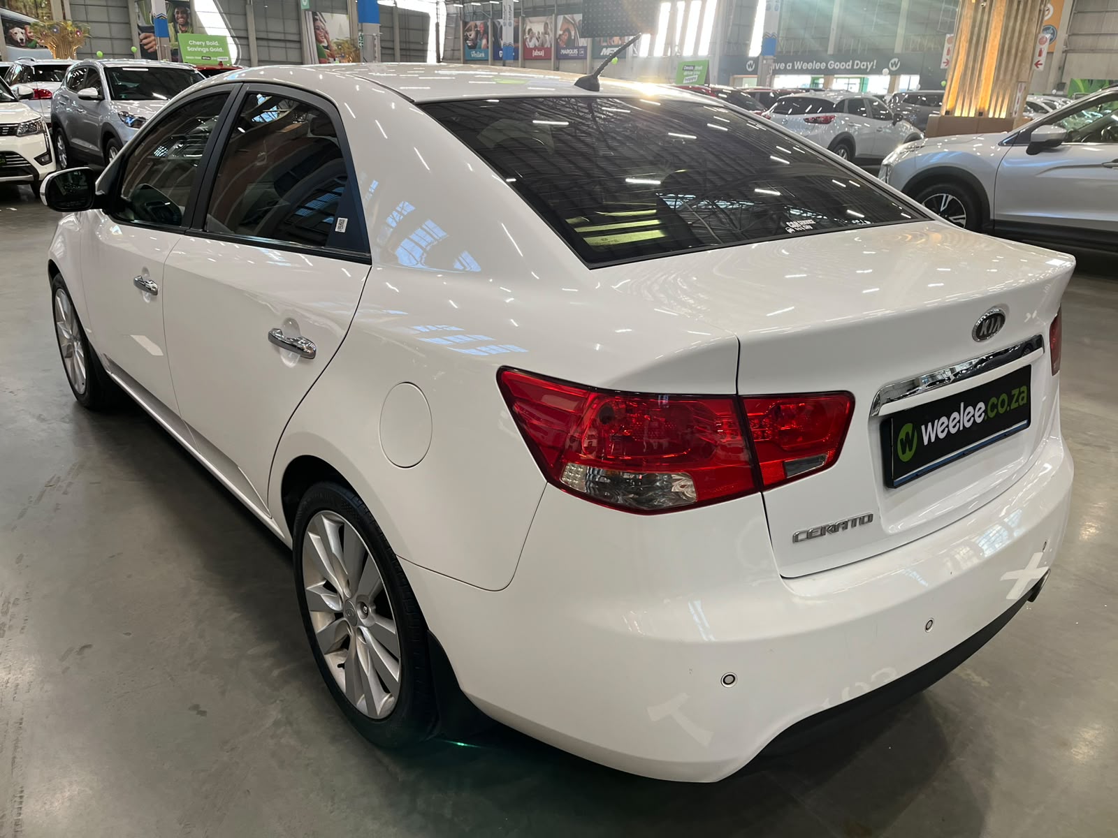 KIA CERATO CERATO 2.0 A/T