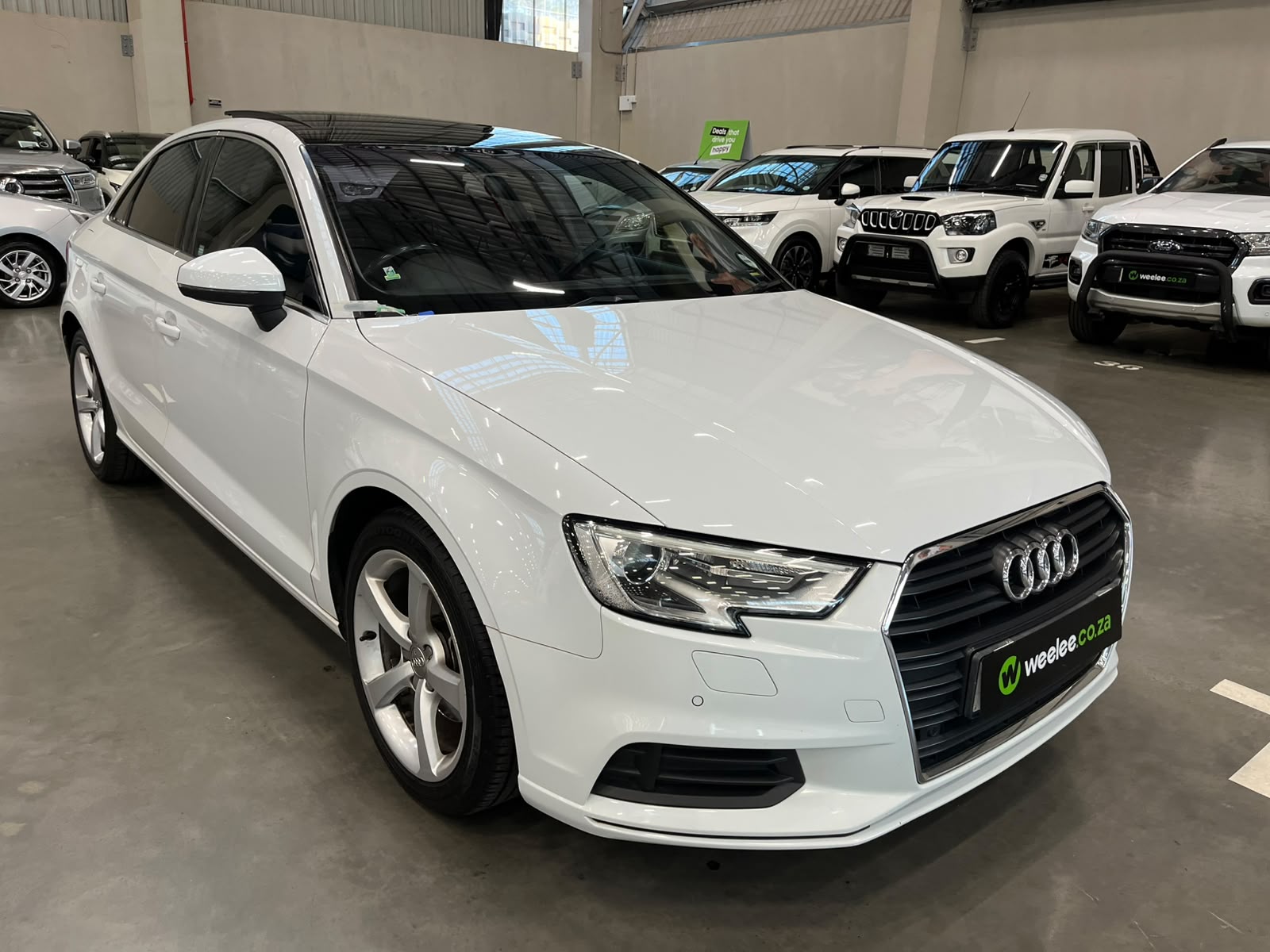 AUDI A3 A3 1.4T FSI STRONIC (35 TFSI)