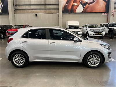 KIA RIO RIO 1.4 LX A/T 5DR