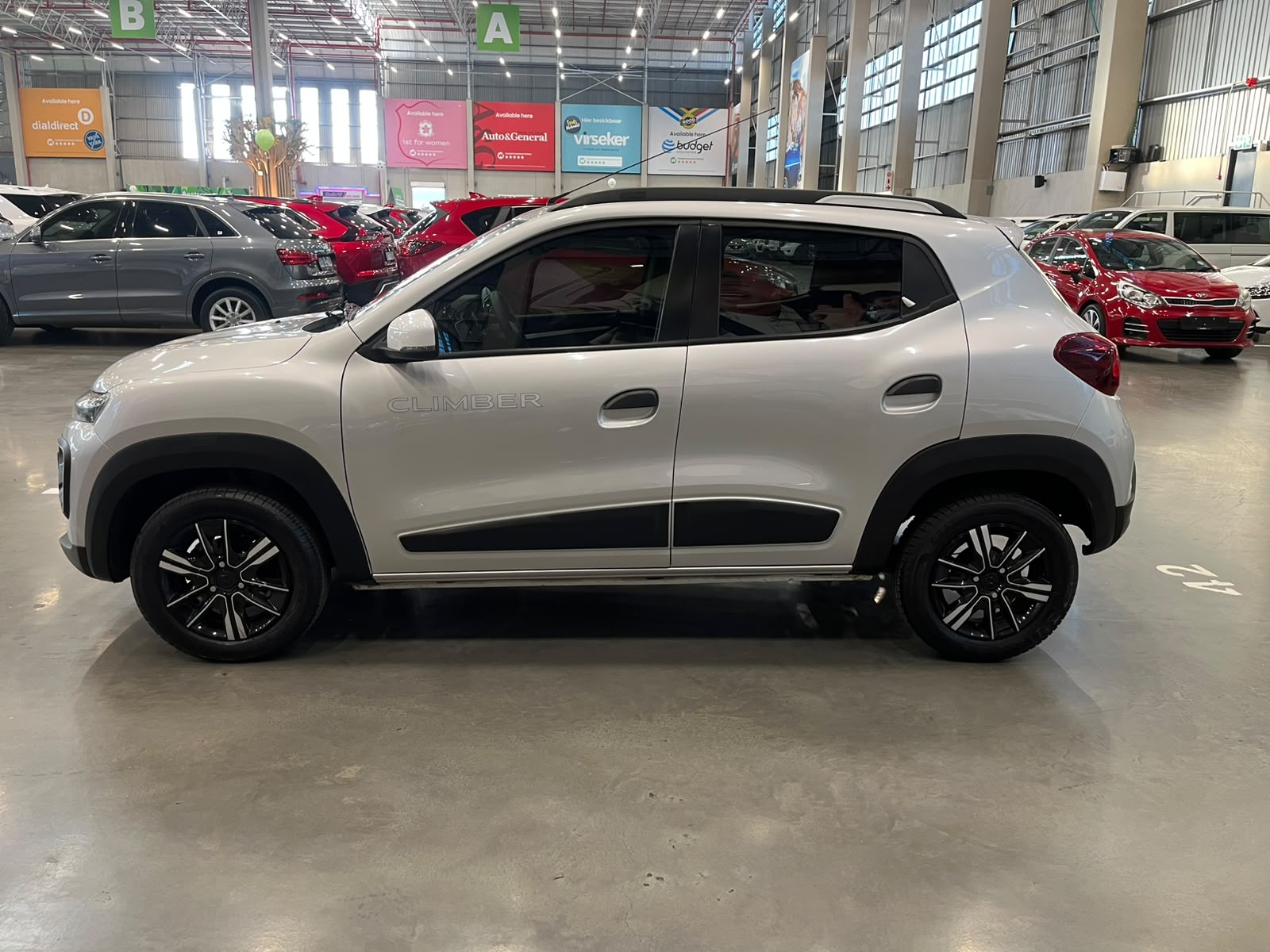 RENAULT KWID KWID 1.0 CLIMBER 5DR