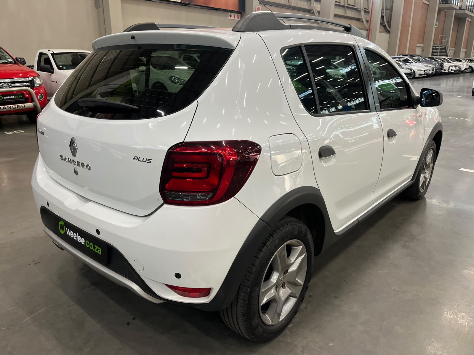 RENAULT SANDERO SANDERO 900T STEPWAY PLUS/TECHROAD