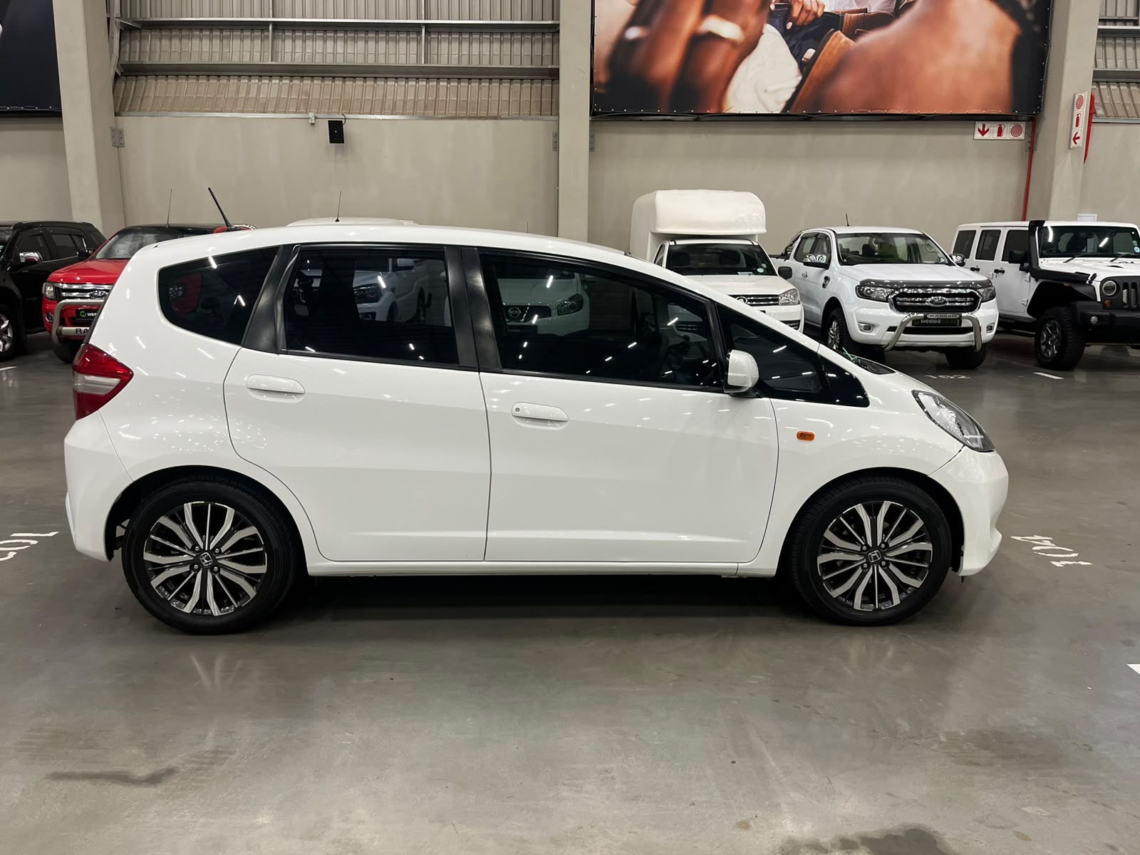 HONDA JAZZ JAZZ 1.3 COMFORT CVT