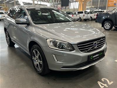 VOLVO XC60 XC60 T5 EXCEL/MOMENTUM GEARTRONIC(DRIVE-E)