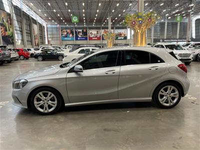 2017 MERCEDES-BENZ A 200d STYLE A/T