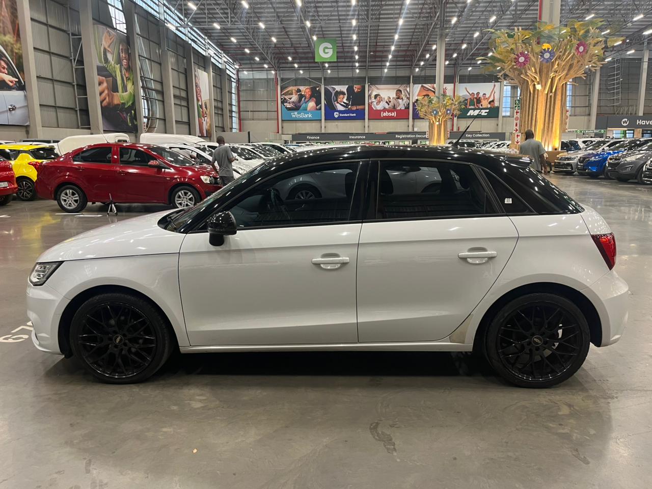 AUDI A1 A1 SPORTBACK 1.0T FSi S (25 TFSi)