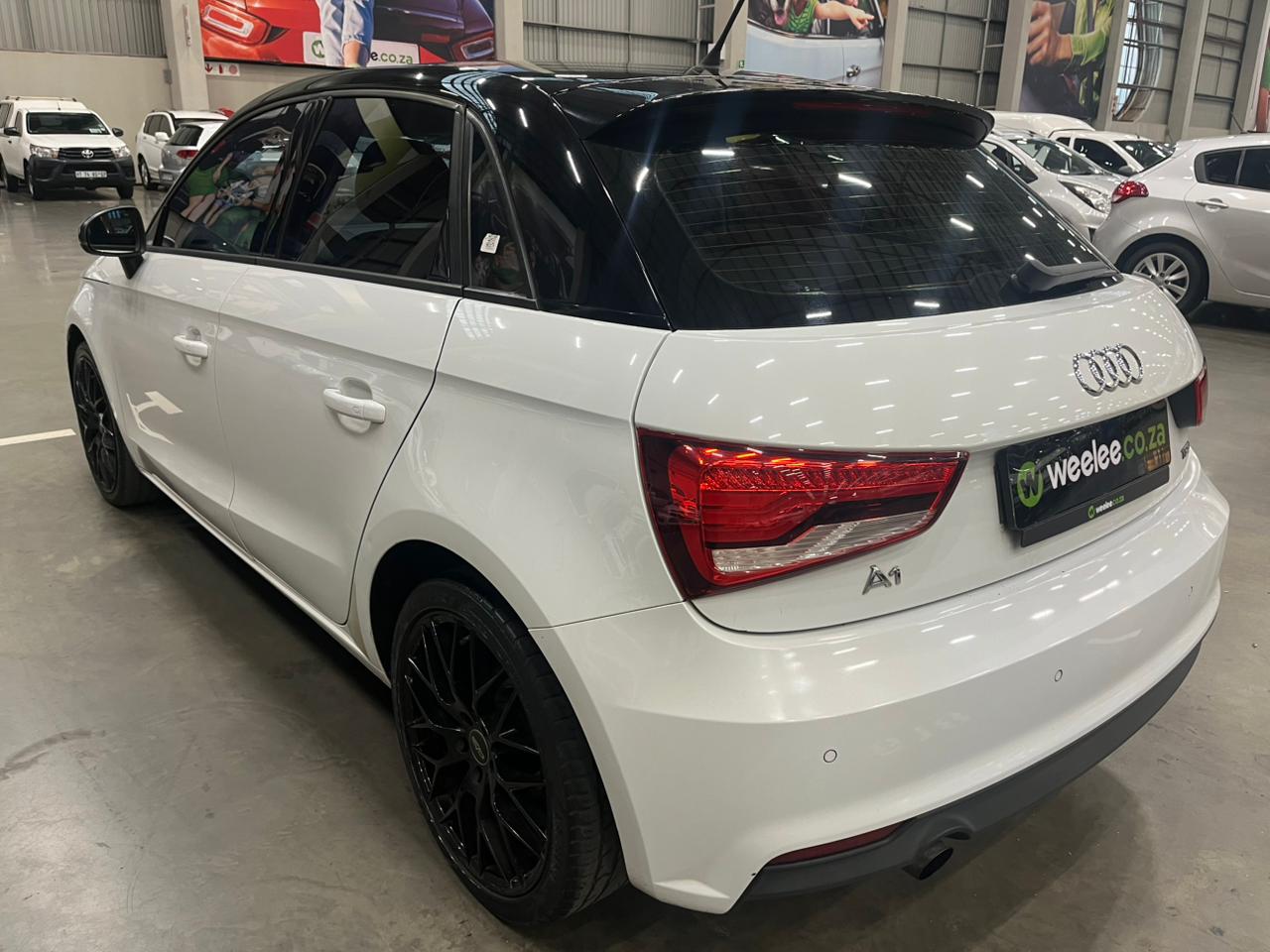 AUDI A1 A1 SPORTBACK 1.0T FSi S (25 TFSi)