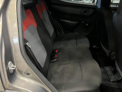 2017 RENAULT KWID 1.0 DYNAMIQUE 5DR