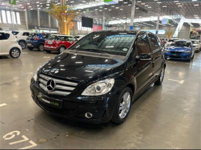 2011 MERCEDES-BENZ B 180 A/T