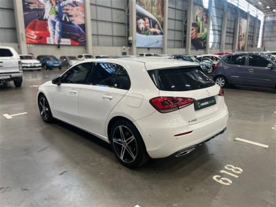 MERCEDES-BENZ A CLASS A 200 A/T