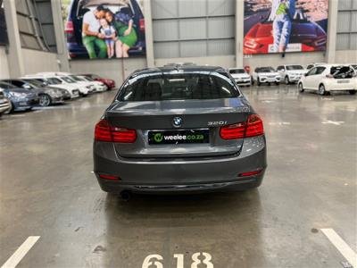 BMW 3 SERIES (F30) 320i SPORT LINE (F30)