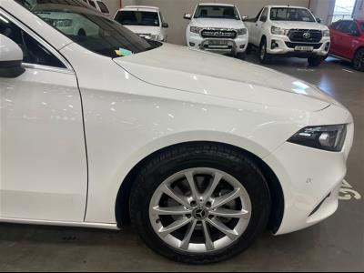 2020 MERCEDES-BENZ A200 (4DR)