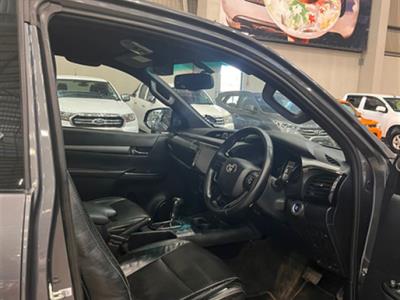 2021 TOYOTA HILUX 2.8 GD-6 RB LEGEND A/T P/U E/CAB